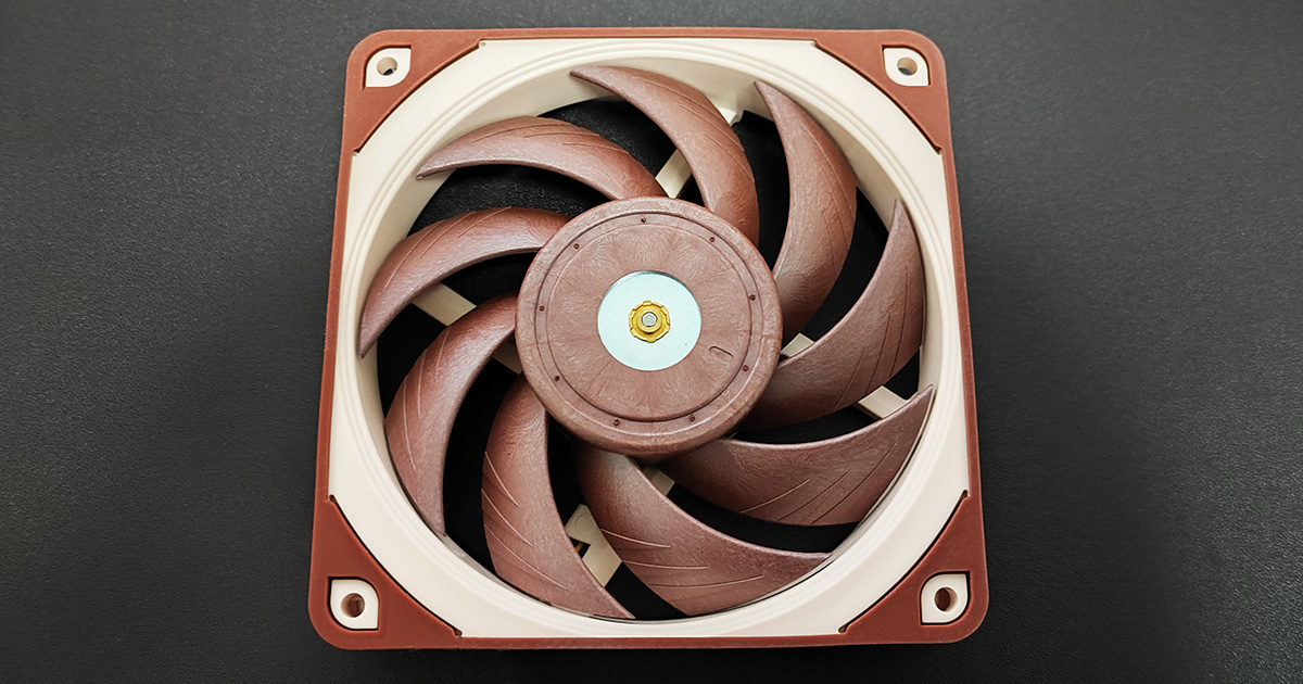 DeepCool LT720 レビュー】見た目重視の簡易水冷とNoctuaファンを合体