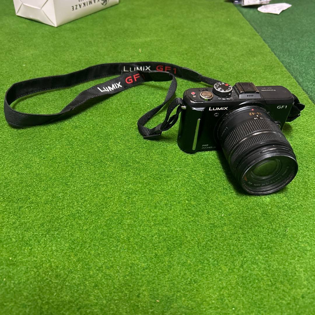 LUMIX GF1 コンパクトデジタルカメラ 本体 パナソニック、デジタル一眼カメラ「LUMIX GF1」 - 価格.com