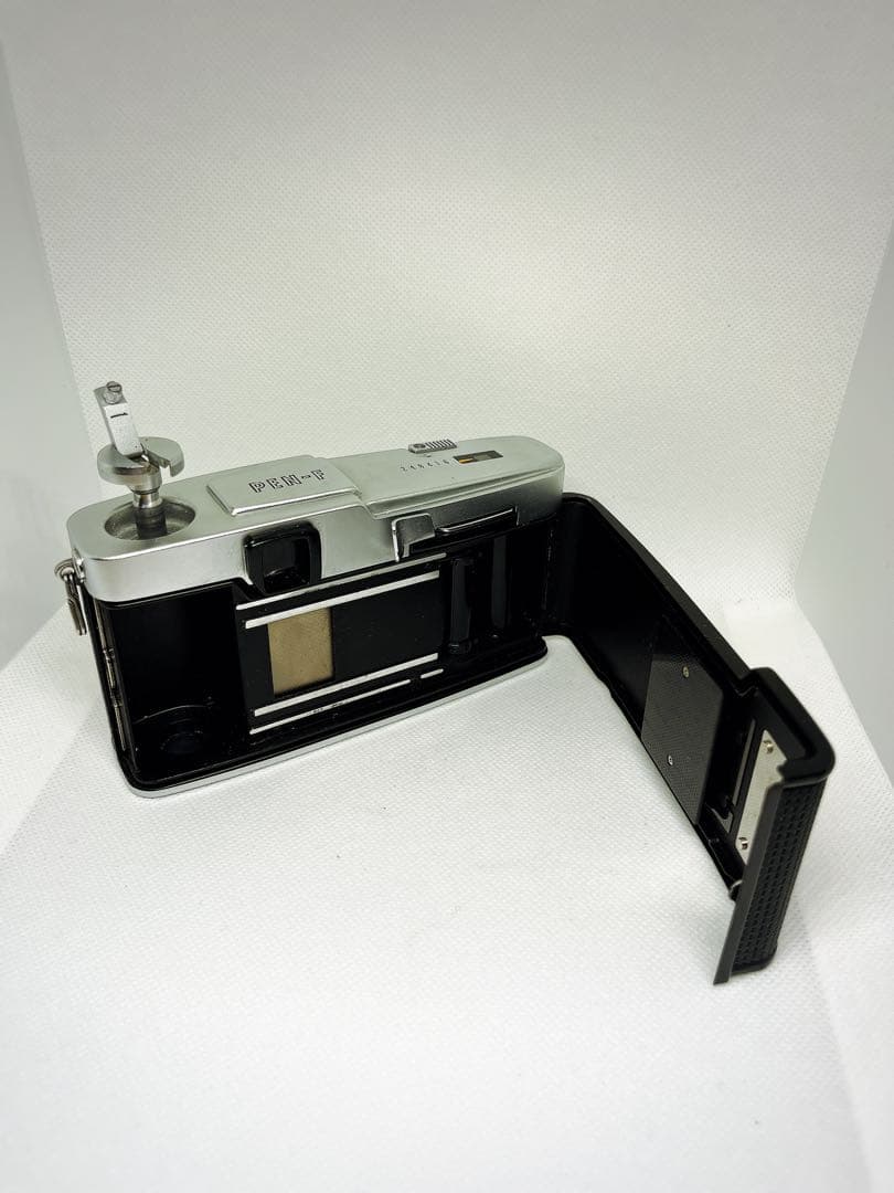 OLYMPUS PEN-F 花文字 ボディ シャッター全速OK - メルカリ