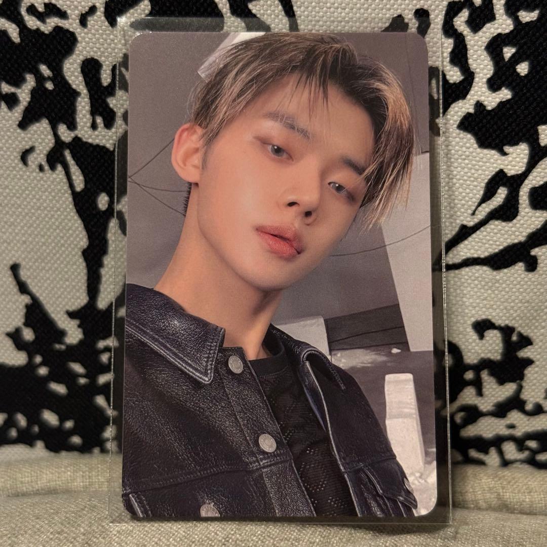 TXT ヨンジュン トレカ GBGB ラキドロ weverse 当選 ウィバショ TXT Tomorrow weverse ラキドロ トレカ ヨンジュン - メルカリ